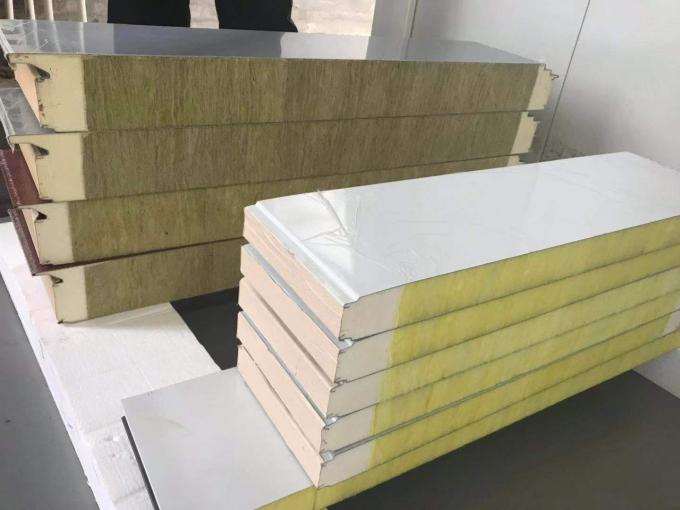 PU-Bindekleber Polyurethanklebstoff zur Lamination von Isolationsplatten zur Färbung von Stahlverbundplatten 3